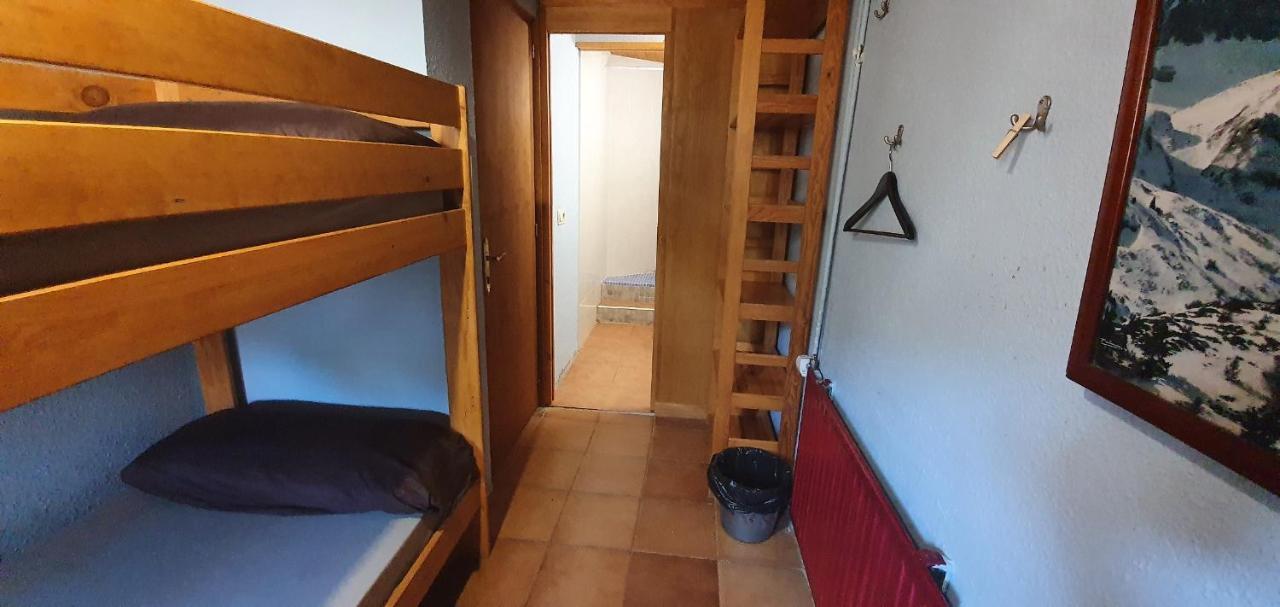 Albergue "El Aguila" Candanchú Eksteriør bilde