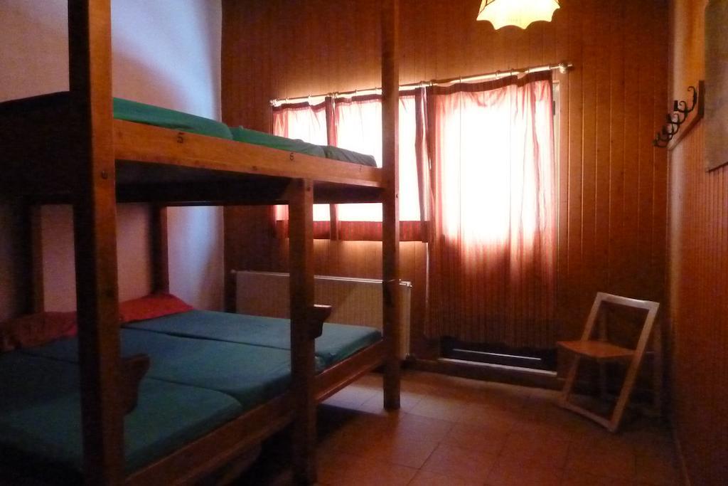 Albergue "El Aguila" Candanchú Rom bilde